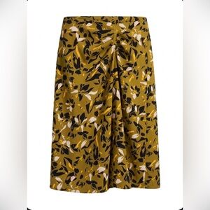 Nine West Olive Green Abstract Floral Midi Skirt - Size Small